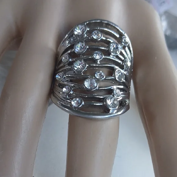 Paparazzi Silver Ring with Dazzling Accents - Picture 9 of 10